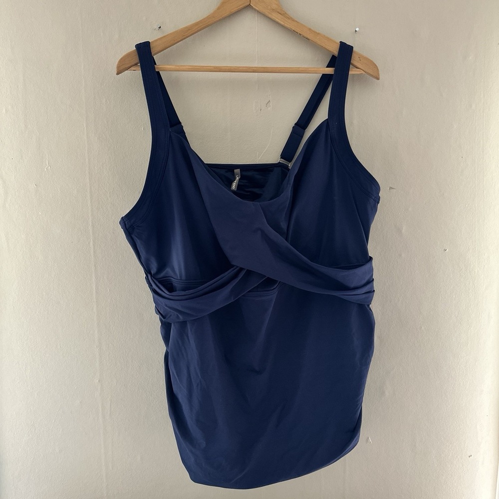 Lands End Womens Swim Tankini Top SIze 24W Blue Plus Underwire Vacation Beach